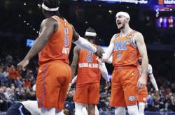 贝博官方入口关于NBA常规赛集结日走向成谜，马德里竞技战术微调，气氛紧张，更衣室氛围转暖的信息